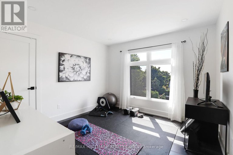 28843847/2154-rice-avenue/woodroffe/ottawa/ontario/K2A0C4_29