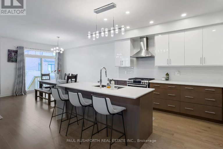 28731613/21-mendoza-way/emerald-meadowstrailwest/ottawa/ontario/K2S2S6_10