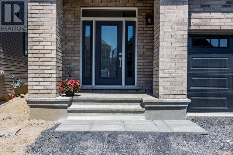 28880328/850-cappamore-drive/half-moon-bay/ottawa/ontario/K2C3H2_2