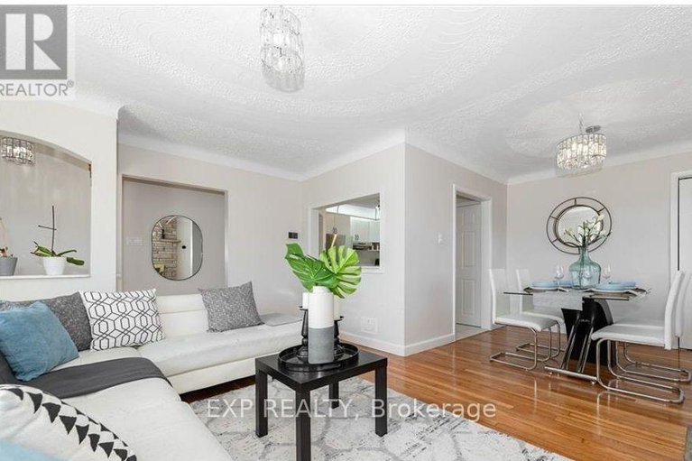 28178905/109-meadowlands-drive-w/meadowlandsst-claire-gardens/ottawa/ontario/K2G2S1_2