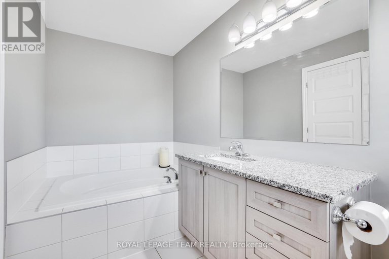 29039553/338-gerry-lalonde-drive/avalon-west/ottawa/ontario/K4A0Y3_25