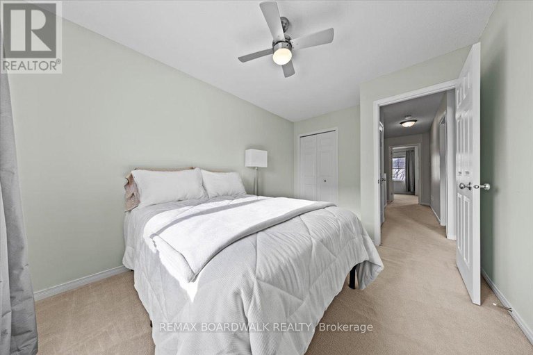 29448324/783-cobble-hill-drive/cedargrovefraserdale/ottawa/ontario/K2J0C3_56