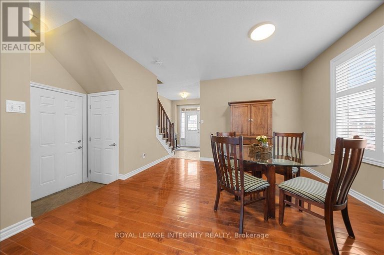 29609929/638-rosehill-avenue/stittsville-north/ottawa/ontario/K2S0K2_8