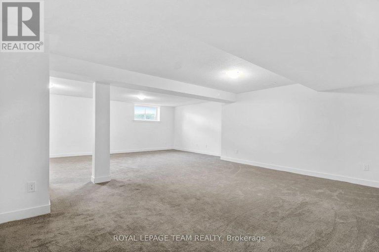 28957863/76-big-dipper-street/riverside-southgloucester-glen/ottawa/ontario/K4M0L8_32