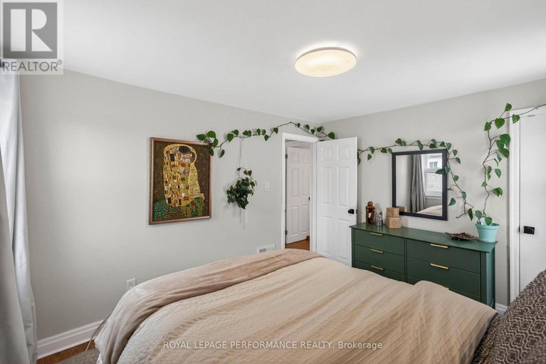 29674451/344-richelieu-avenue/vanier/ottawa/ontario/K1L6J9_24