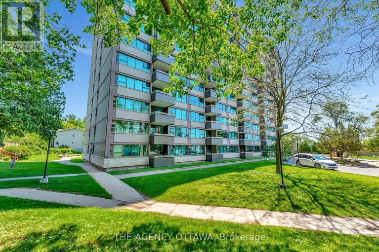 28574774/304-555-brittany-drive/viscount-alexander-park/ottawa/ontario/K1K4C5_32