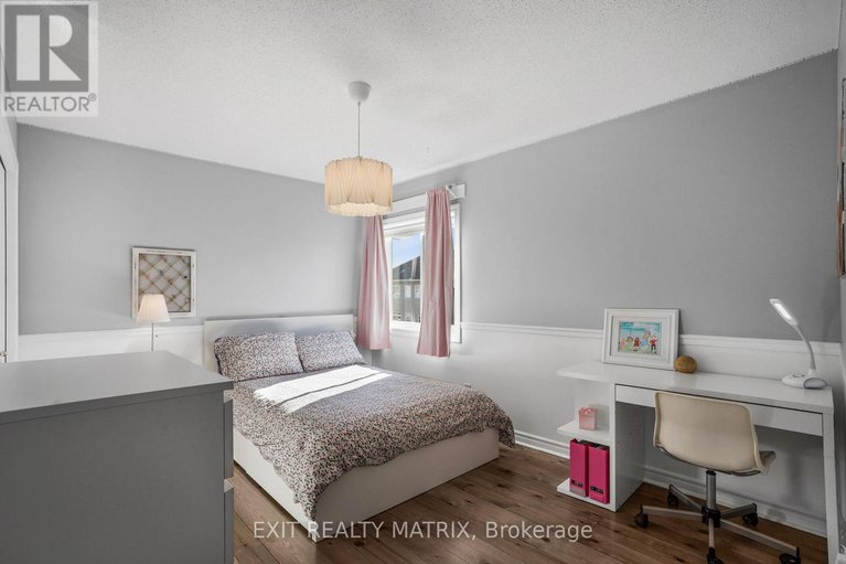 28998759/928-scala-avenue/notting-hillsummerside/ottawa/ontario/K4A5E1_24