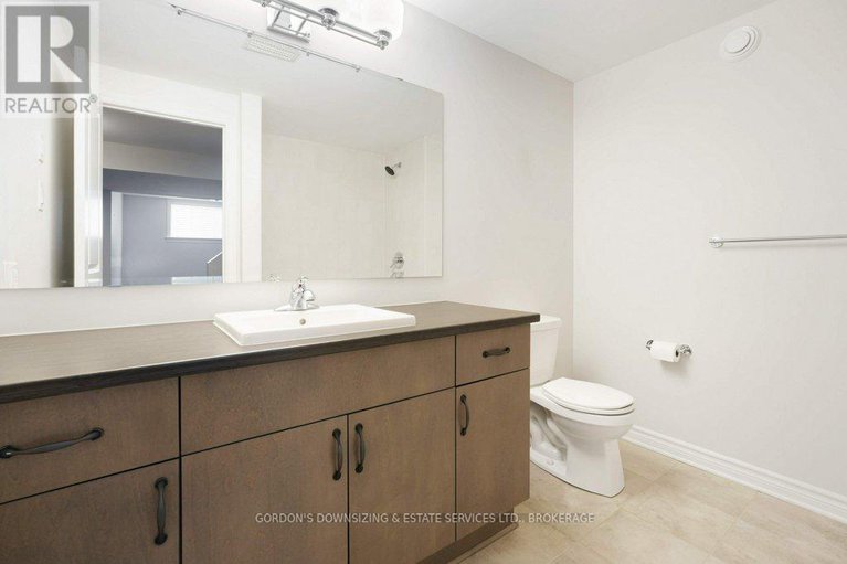 29090696/281-brambling-way/half-moon-bay/ottawa/ontario/K2J6E3_35