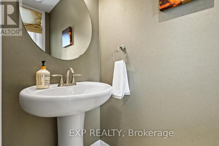 28643912/970-caldermill-private/stonebridge/ottawa/ontario/K2J0Z7_22