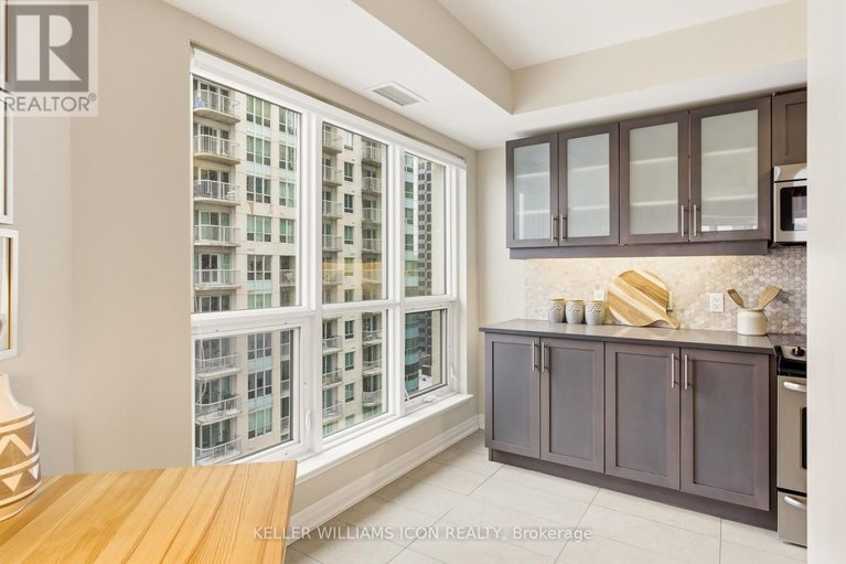 29504895/1301-195-besserer-street/sandy-hill/ottawa/ontario/K1N0B6_12