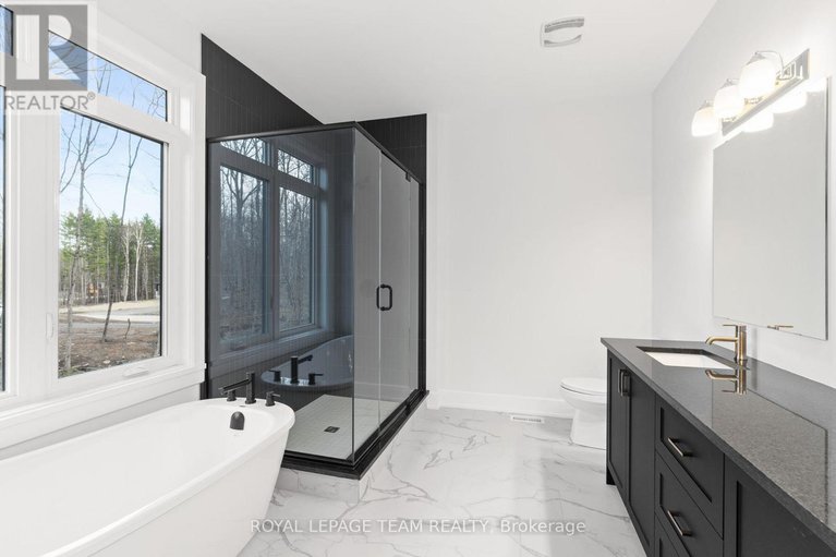 28410358/79-hogan-drive/mcnabbraeside-twps/mcnabbraeside/ontario/K7S0H8_25