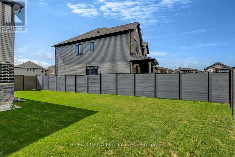 28954760/1013-jubilation-court/avalon-east/ottawa/ontario/K4A5K4_34