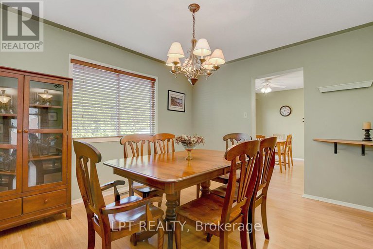 28835563/611-tourelle-drive/fallingbrookgardenway-south/ottawa/ontario/K4A3H5_9
