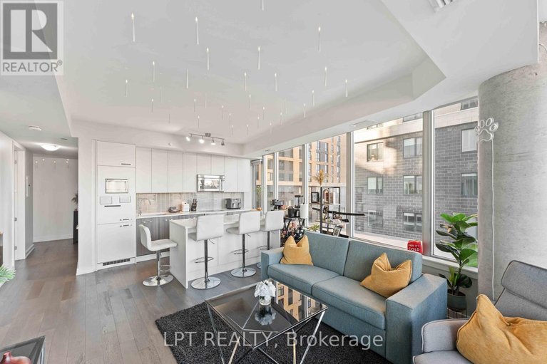 29590861/307-111-champagne-avenue-s/west-centre-town/ottawa/ontario/K1S5V3_17