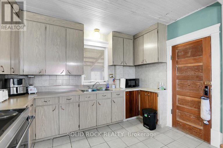 29625820/11049-gilmour-road/south-dundas-matilda-twp/south-dundas/ontario/K0E1C0_11