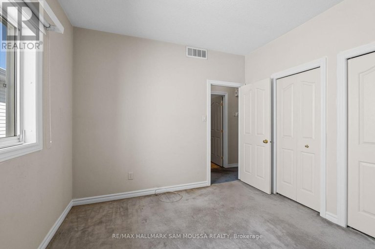 28402099/731-vermillion-drive/riverside-southgloucester-glen/ottawa/ontario/K1V1V9_22