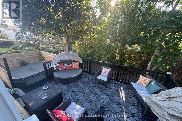 29490030/4362-rainforest-drive/riverside-southgloucester-glen/ottawa/ontario/K1V1L4_21