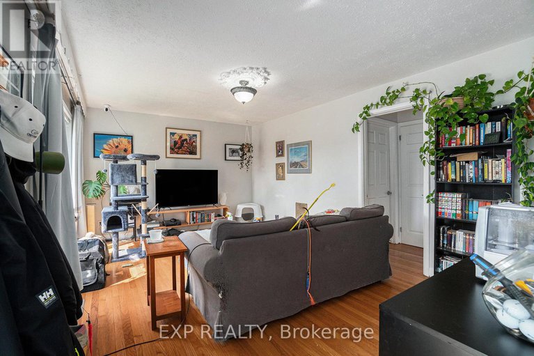 28707201/113-ridgefield-crescent/arbeatha-park/ottawa/ontario/K2H6T4_6