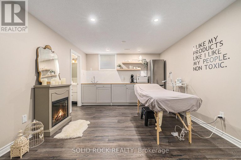 28553459/508-acceptance-place/emerald-meadowstrailwest/ottawa/ontario/K2M2T6_30