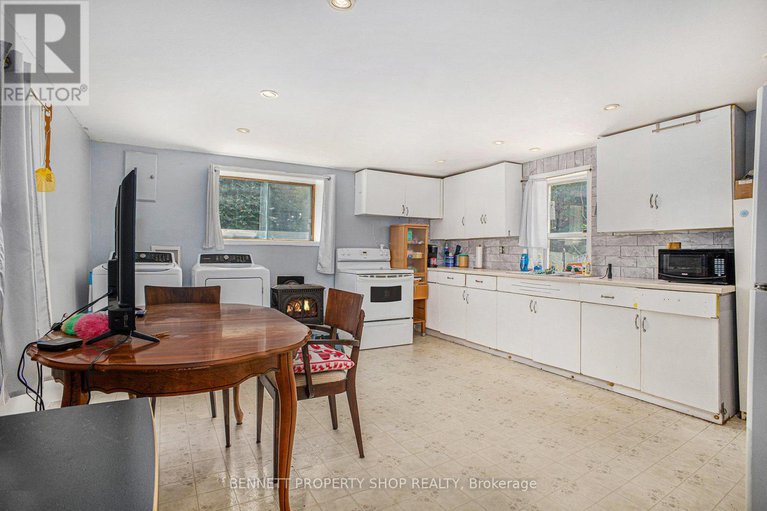 28614640/145-sarah-street-e/mcnabbraeside-twps/mcnabbraeside/ontario/K0A1G0_10