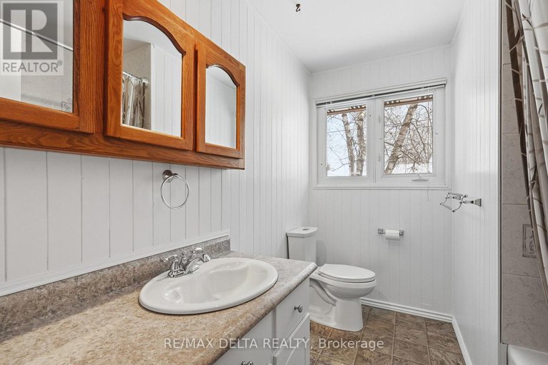 29413885/722-nicole-street/town-of-rockland/clarence-rockland/ontario/K4K1G4_19