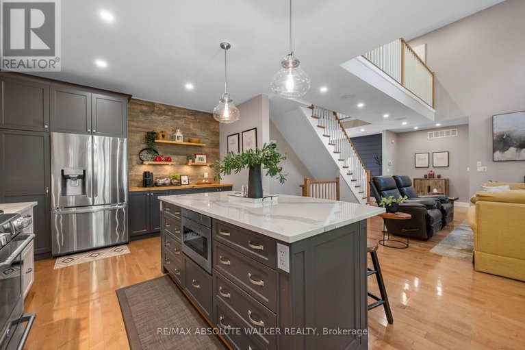 28513868/5-melva-avenue/blossom-parkkemp-parkfindlay-creek/ottawa/ontario/K1T3W9_17