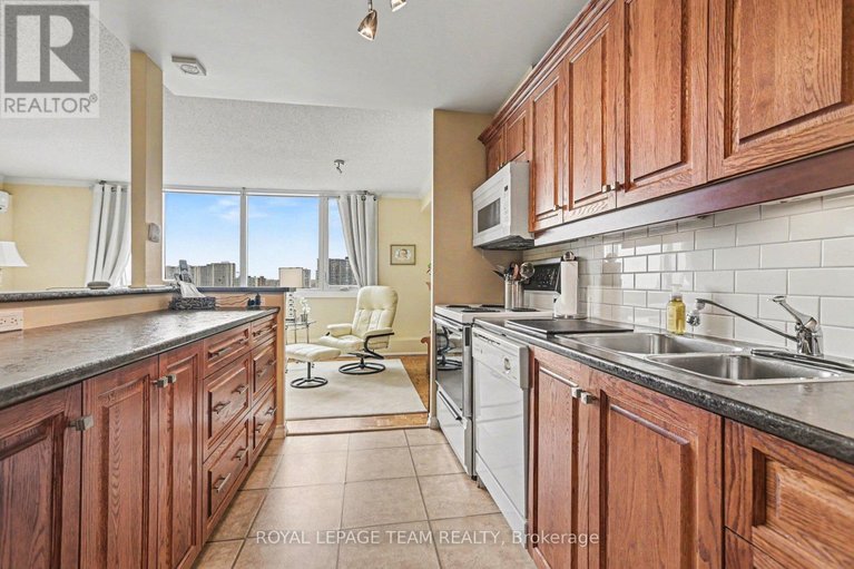 29678237/1101-2625-regina-street/britannia/ottawa/ontario/K2B5W8_13