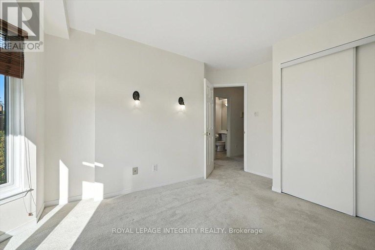 28800164/17-columbus-avenue/overbrook/ottawa/ontario/K1K1R2_24