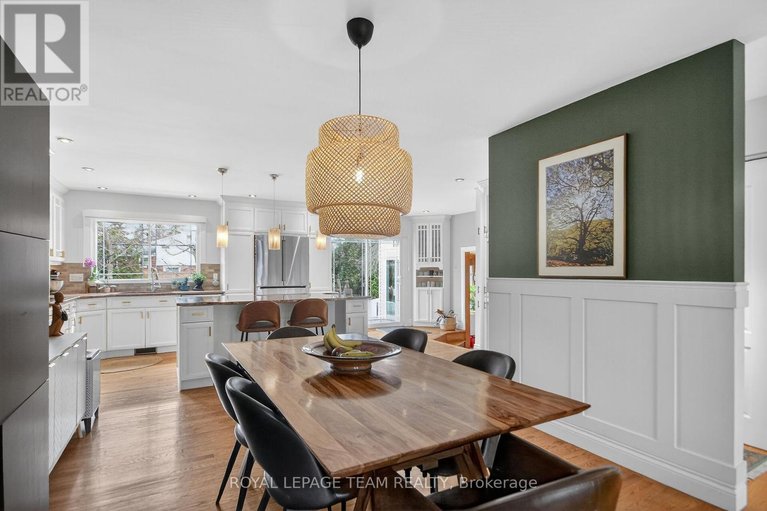 29456628/998-harkness-avenue-avenue/riverside-park/ottawa/ontario/K1V6P2_8