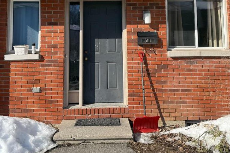 29432999/53-3111-olympic-way/blossom-parkleitrim/ottawa/ontario/K1T1Y7_3