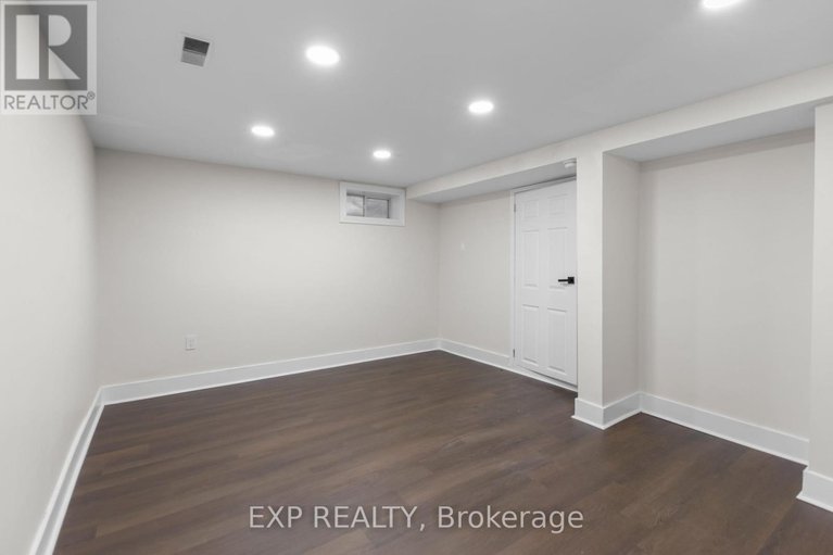 28555628/107-2650-pimlico-crescent/emerald-woodssawmill-creek/ottawa/ontario/K1T2A8_25