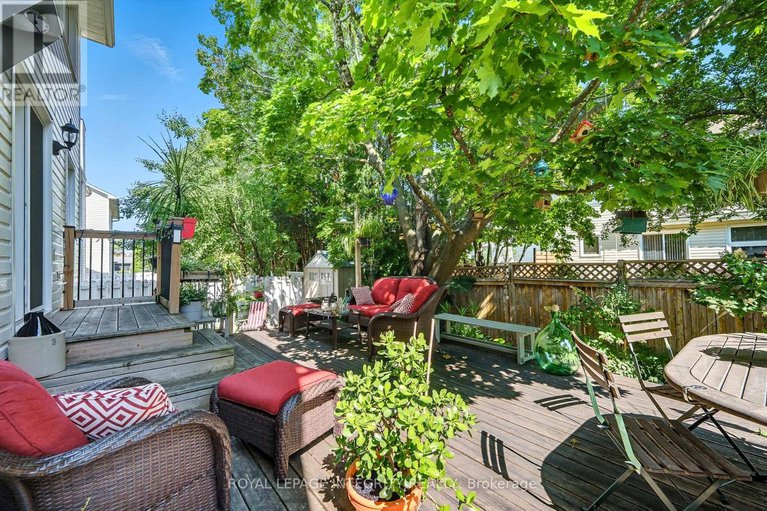 29381594/1456-michaelsem-street/chateauneuf/ottawa/ontario/K1C7C3_45