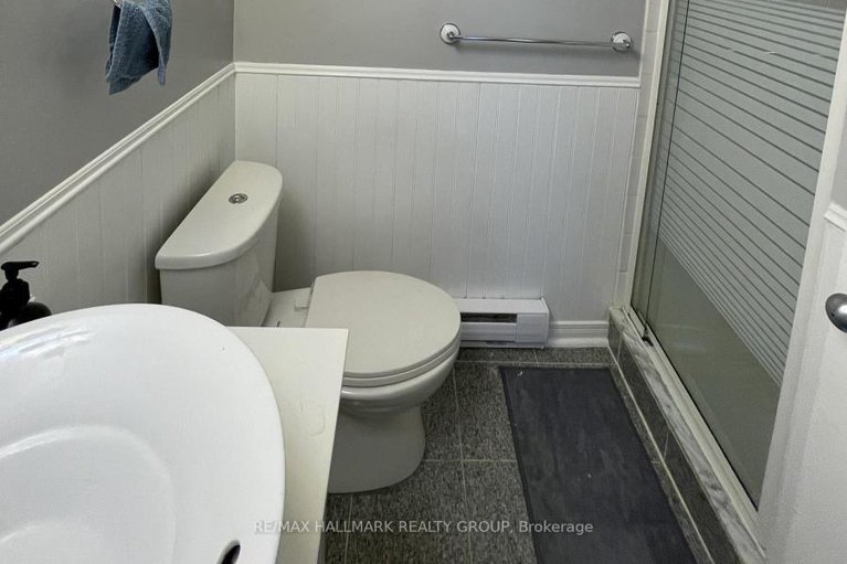 29430419/301-154-nelson-street/lower-town/ottawa/ontario/K1N7R5_17