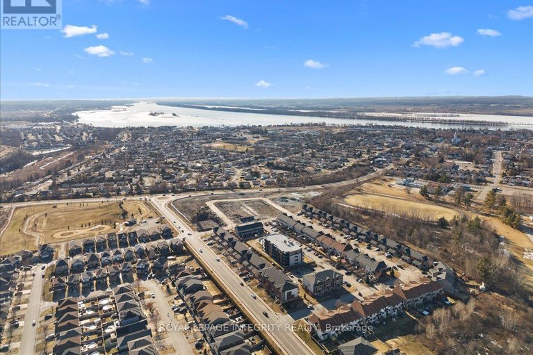 29600478/11-1124-docteur-corbeil-boulevard/town-of-rockland/clarence-rockland/ontario/K4K0G9_36