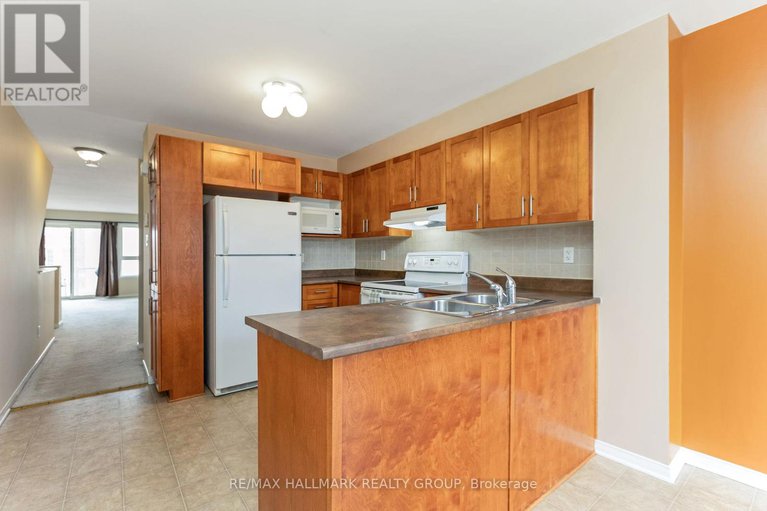 28990885/5-896-longfields-drive/longfields/ottawa/ontario/K2J5K6_3