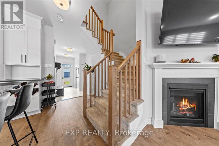 28491066/42-jardiniere-street/remainder-of-stittsville-area/ottawa/ontario/K2S2K3_13