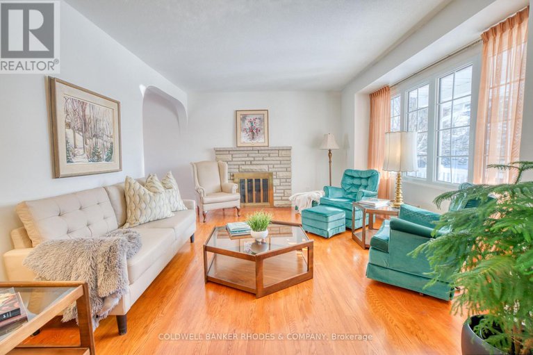 29327357/1947-conrad-avenue/urbandale-acres/ottawa/ontario/K1H6V7_7