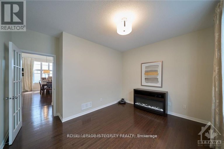 28511797/132-palfrey-way/emerald-meadowstrailwest/ottawa/ontario/K2V0A6_17