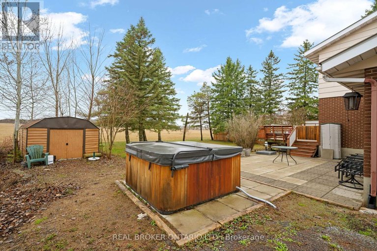 29618338/15658-county-43-road/north-stormont-finch-twp/north-stormont/ontario/K0C1K0_37