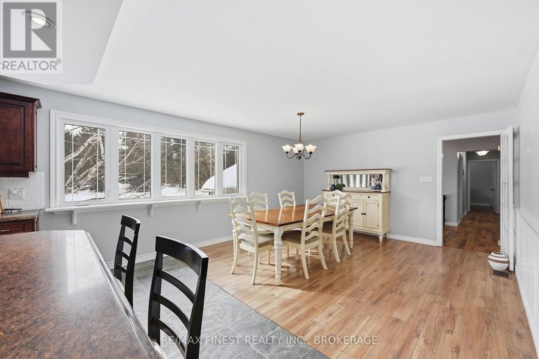 29422914/2518-rideau-ferry-road/drummondnorth-elmsley-north-elmsley-twp/drummondnorth-elmsley/ontario/K7H3C7_28