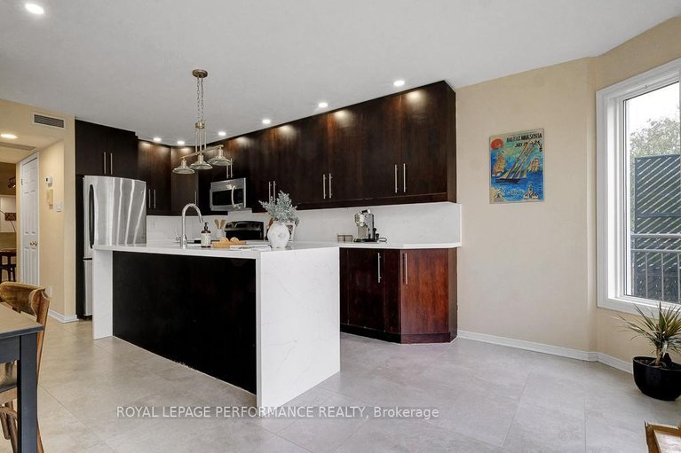 29619471/2d-4-columbus-avenue/overbrook/ottawa/ontario/K1K1R3_6