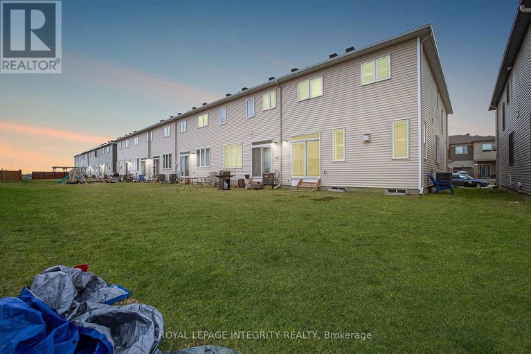 28608346/355-crossway-terrace/stittsville-north/ottawa/ontario/K2S2Z3_40