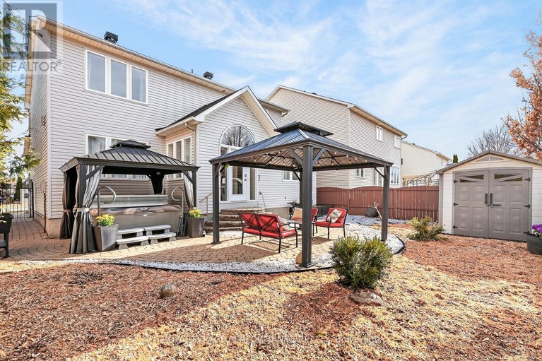 29615076/1820-mccallum-drive/fallingbrookgardenway-south/ottawa/ontario/K4A3T7_46