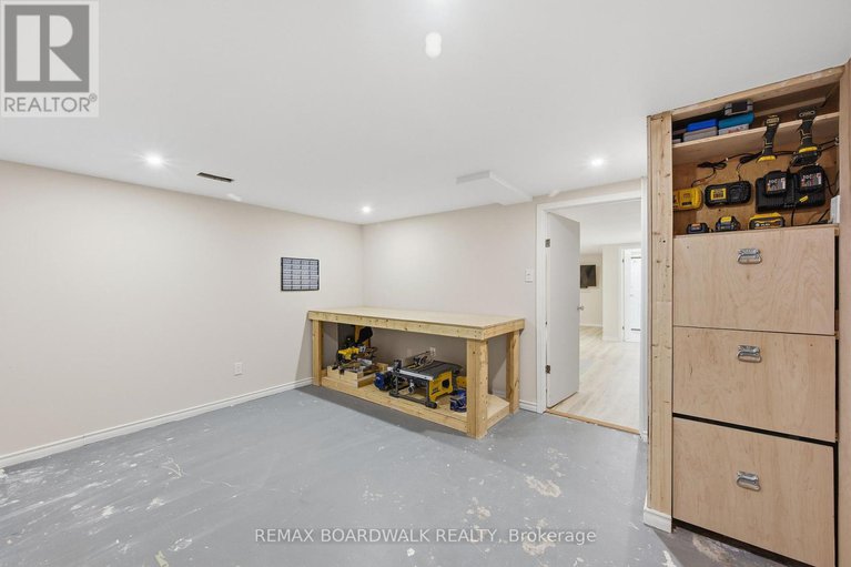 29355191/1381-matheson-road/carson-grove/ottawa/ontario/K1J8B5_39