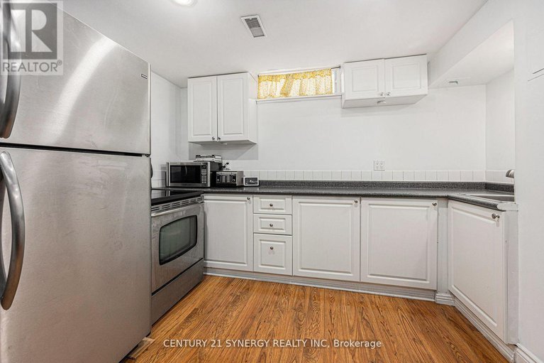 28579291/666-mathieu-way/fallingbrookpineridge/ottawa/ontario/K4A2R4_33