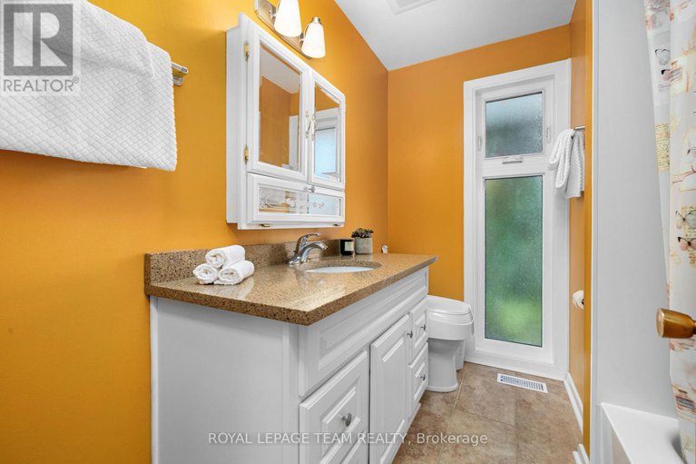 29135223/30-ellery-crescent/lynwood-village/ottawa/ontario/K2H6M6_25