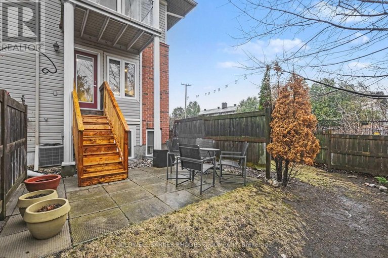 29606352/60-mayflower-private/woodroffe/ottawa/ontario/K2B0A2_30