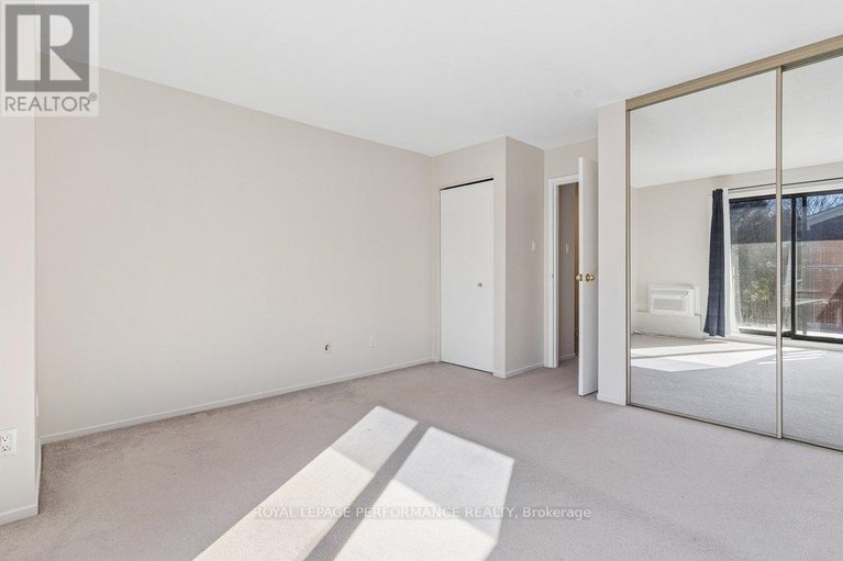 29515522/26-1096-blasdell-avenue/manor-park/ottawa/ontario/K1K0C3_26