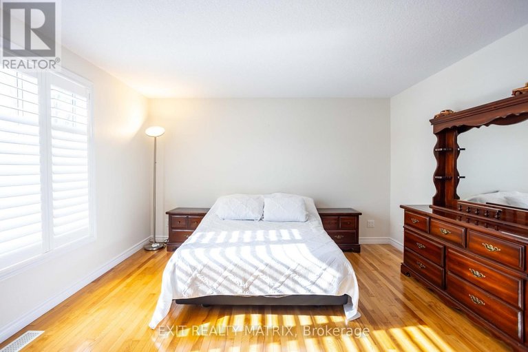 29420429/2127-kingsley-street/clarencerockland-twp/clarence-rockland/ontario/K0A1E0_18