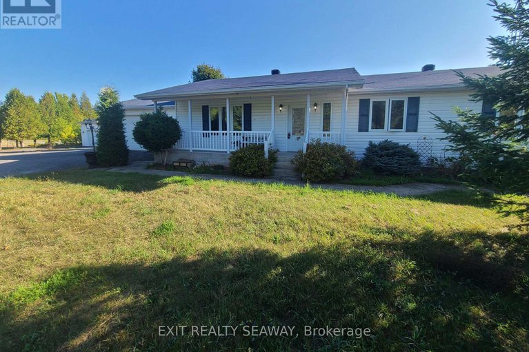 28870219/3395-loch-garry-road-n/north-glengarry-kenyon-twp/north-glengarry/ontario/K0C1B0_1